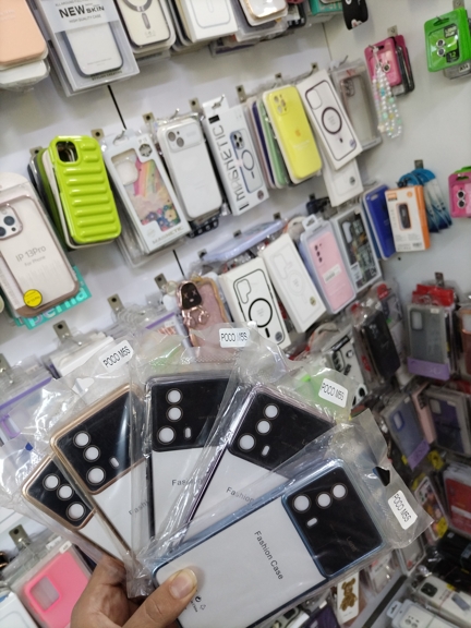 کاور مدل فشن مناسب گوشی Poco M5s