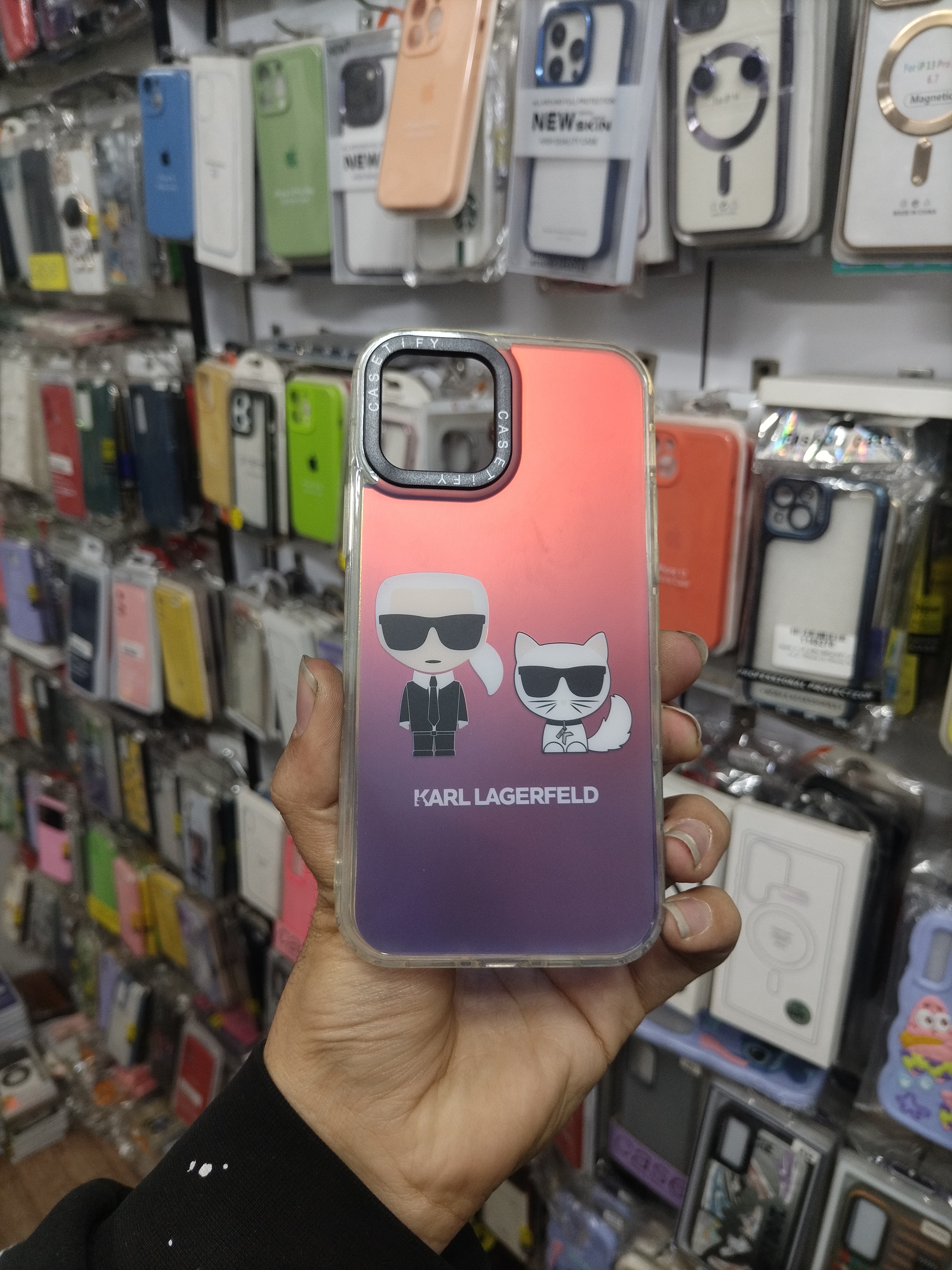 قاب اورجینال iPhone 12 / 12 Pro باکیفیت