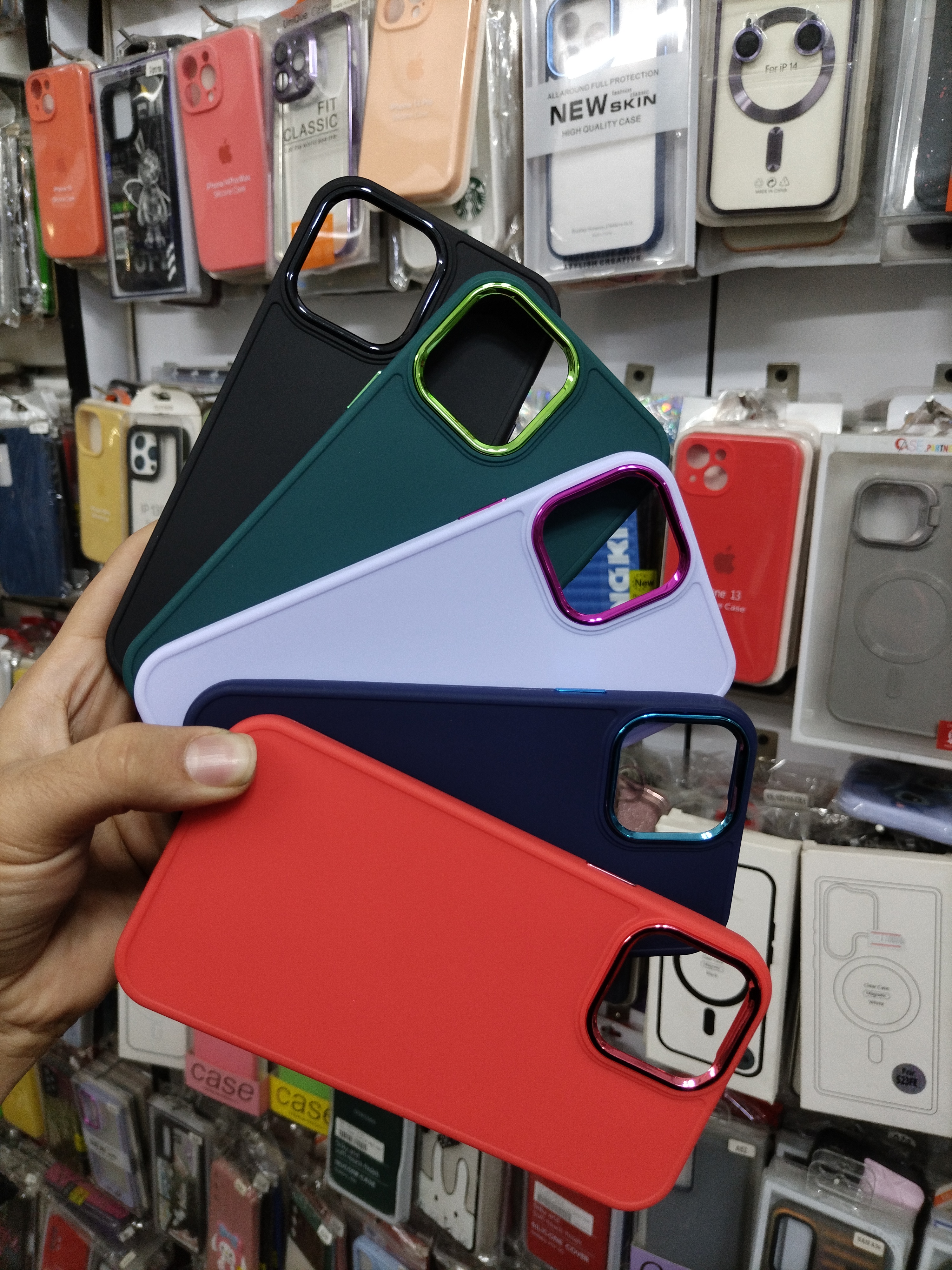 کاور گوشی اپل مدل iPhone 12 Pro Max طرح سیلیکونی مات